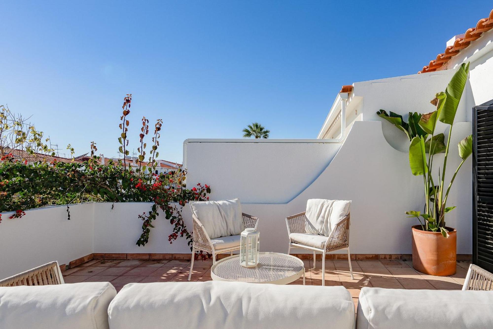Vila Ramalhete W/ 3 Bdr & Balcony By Lovelystay Lozenets Ngoại thất bức ảnh