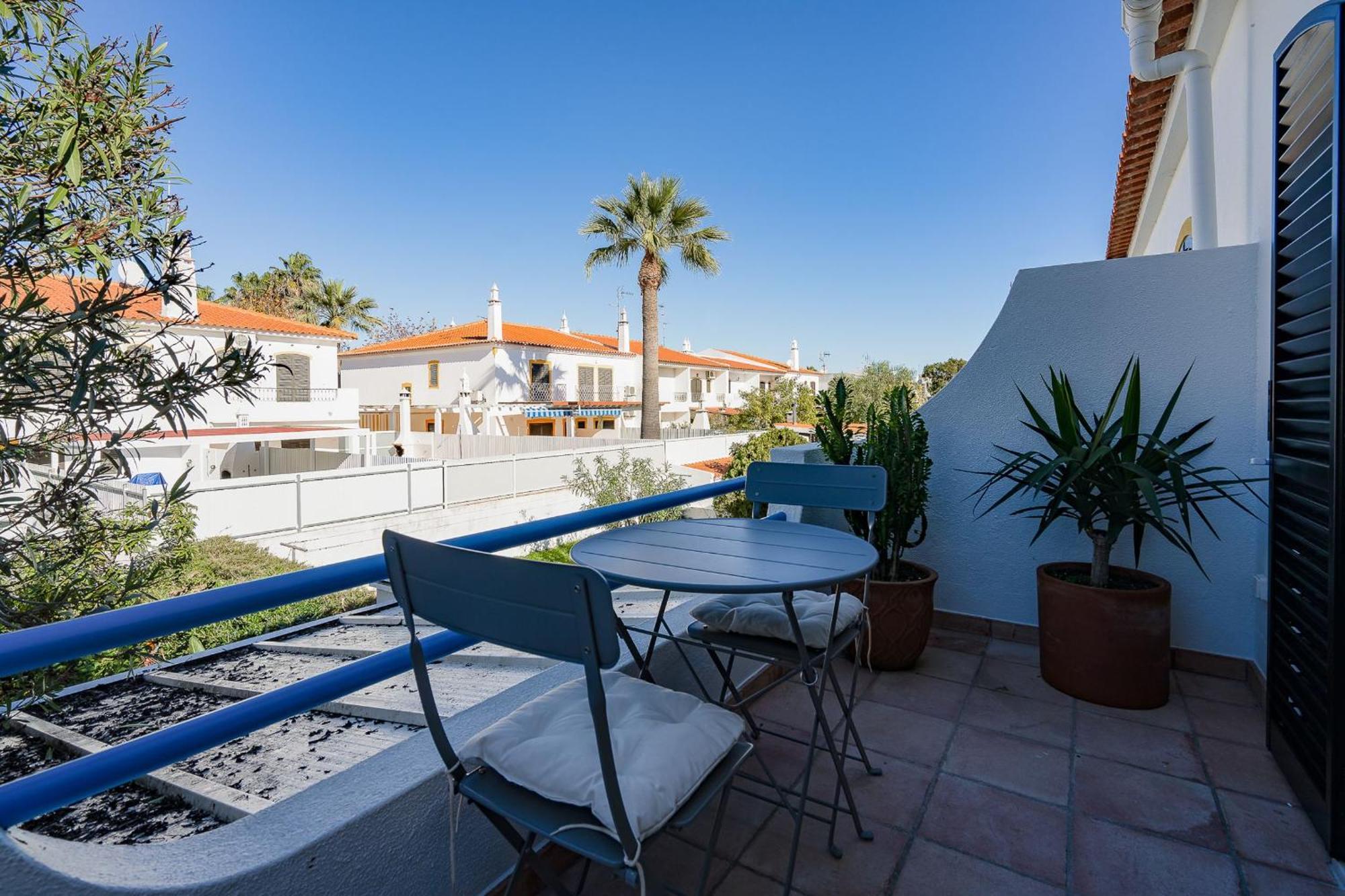 Vila Ramalhete W/ 3 Bdr & Balcony By Lovelystay Lozenets Ngoại thất bức ảnh